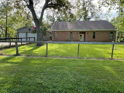 893 County Road 703, House other with 5 bedrooms, 3 bathrooms and null parking in West Columbia TX | Image 3