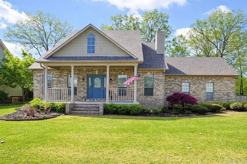 881 Copperfield Cir, Heber Springs, AR, 72543-6611 | Card Image