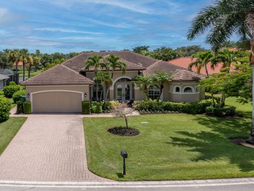 7937 Tiger Lily Dr, NAPLES, FL, 34113-2635 | Card Image