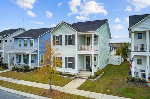 505 N Commodore Way, Summerville, SC, 29483-9045 | Card Image