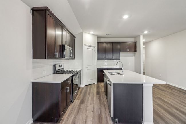Photo is not of the actual home, but is an inspirational photo of builder’s model home and may depict options, furnishings, and/or decorator features that are not included. | Image 4