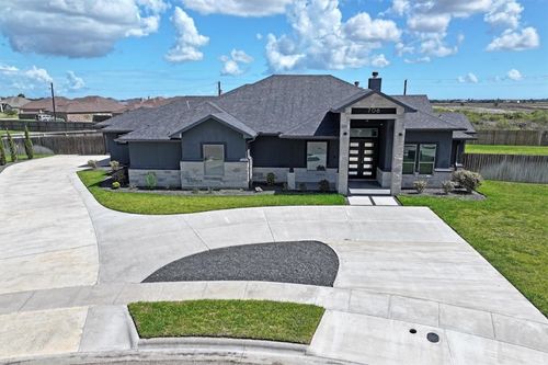 706 Eagle Creek Ct, Corpus Christi, TX, 78415-4426 | Card Image
