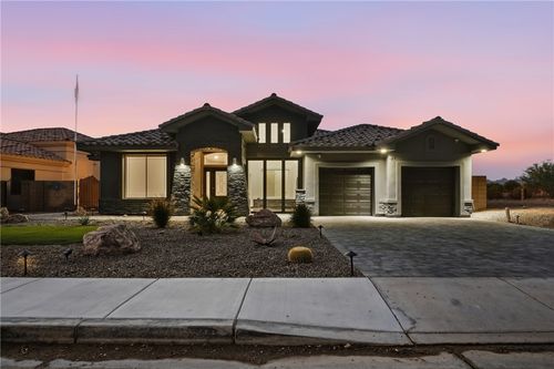 21 Torrey Pines Dr S, Mohave Valley, AZ, 86440-8207 | Card Image