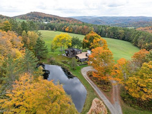 10 & 26 Chester Drive, Tunbridge, VT, 05077 | Card Image