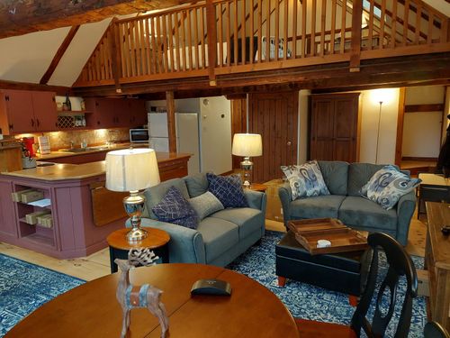 479 Main St, Chester, VT, 05143-9363 | Card Image