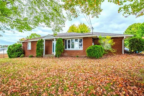 7 Lydia Dr, Uniontown, PA, 15401-8919 | Card Image