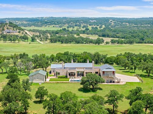 371 Achtzehn Rd, Fredericksburg, TX, 78624-3887 | Card Image