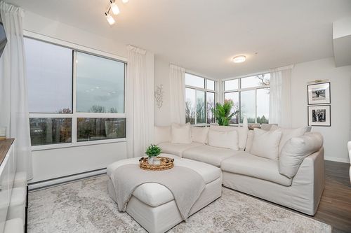 401-6438 Byrnepark Drive, Burnaby, BC, V3N0J1 | Card Image