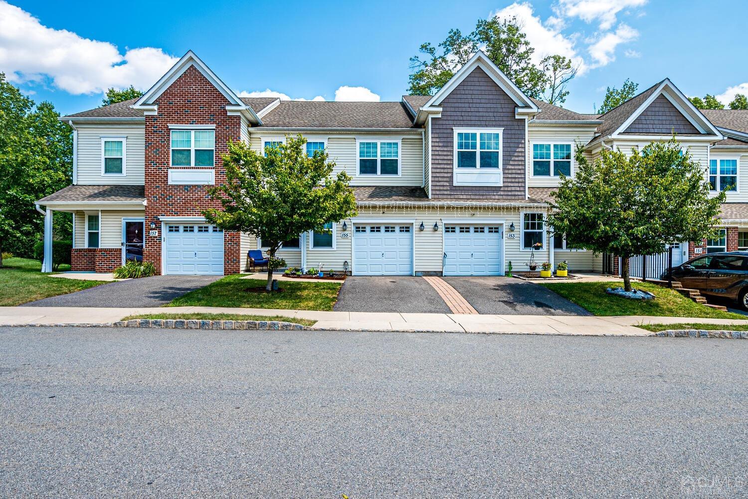 Savoth Ln, Colonia, NJ 07067