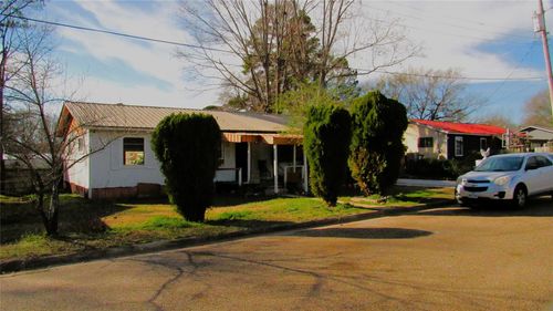 607 Pineland St, Pittsburg, TX, 75686-1735 | Card Image