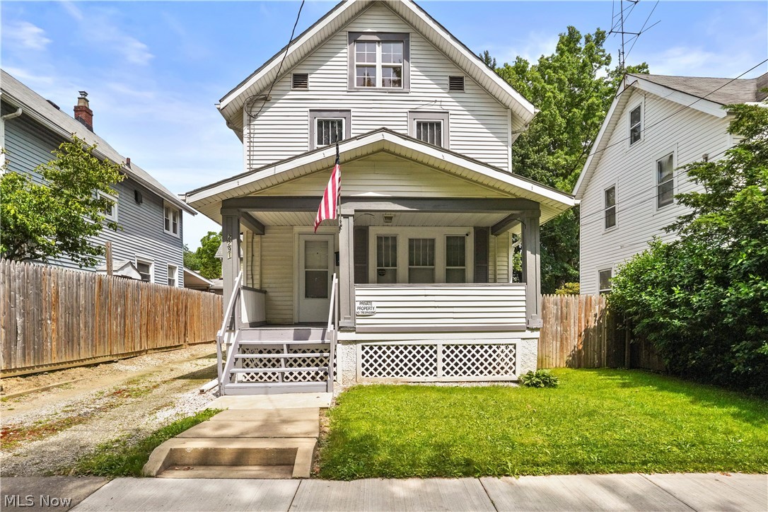 17th St, Akron, OH 44314