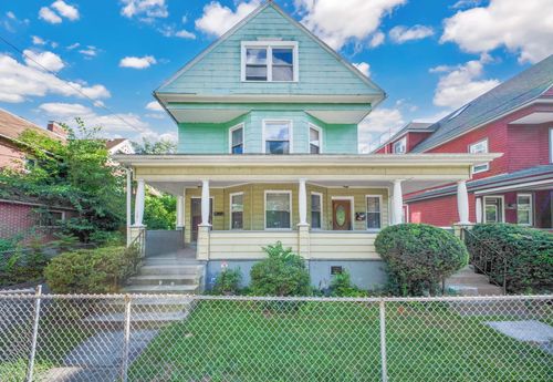 141 Ashley St, Hartford, CT, 06105-1308 | Card Image