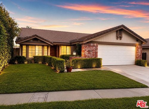 20319 Ingomar St, Winnetka, CA, 91306-2616 | Card Image