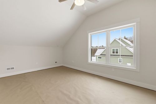 76 Lady Walsingham Way, Laconia, NH, 03246 | Card Image