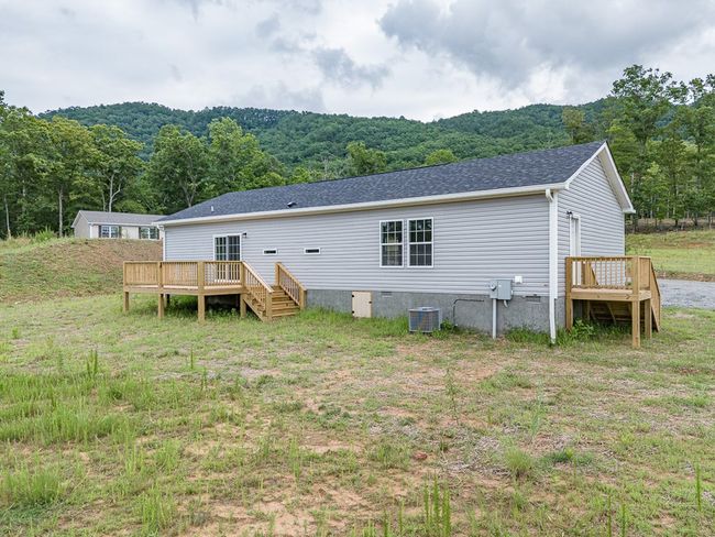 28 Devin Dr, Home with 3 bedrooms, 2 bathrooms and null parking in Murphy NC | Image 29