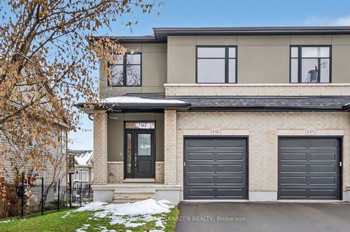 147 Salisbury St, Carp, ON, K0A1L0 | Card Image