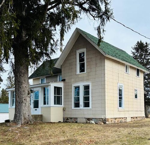 531 W Franklin Avenue, Richmond Township, MI, 49677 | Card Image