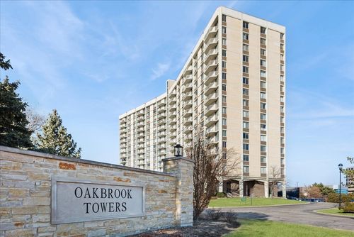 unit-8f-40 N Tower Rd, Oak Brook, IL, 60523-1118 | Card Image