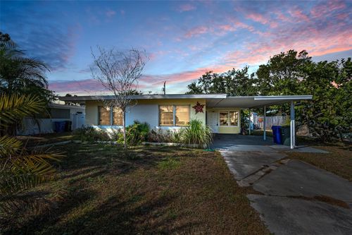 2476 Coronado Way, DUNEDIN, FL, 34698-2033 | Card Image