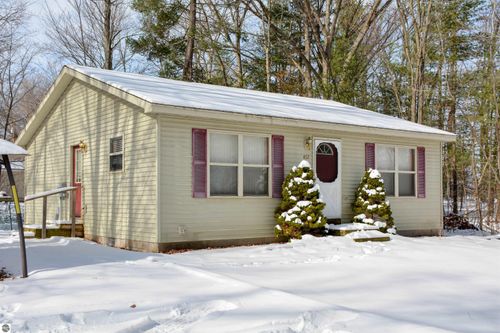 857 Maryjo Dr, Traverse City, MI, 49686-7955 | Card Image