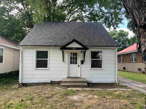 643 Lincoln St, Emporia, KS, 66801-2440 | Card Image