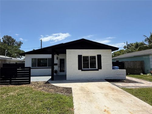 1766 Maryland Ave Ne, ST PETERSBURG, FL, 33703-3324 | Card Image