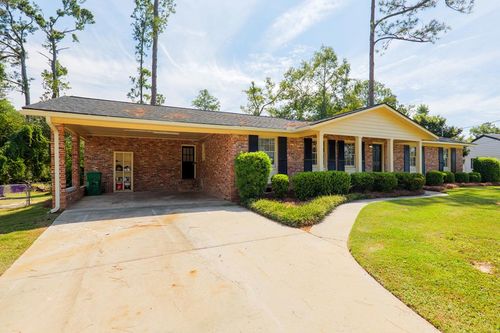 2213 Riverside Dr, Valdosta, GA, 31602-2162 | Card Image