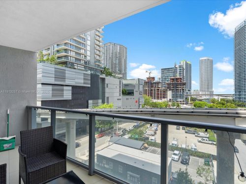 apt-802-31 Se 6th St, Miami, FL, 33131-3169 | Card Image