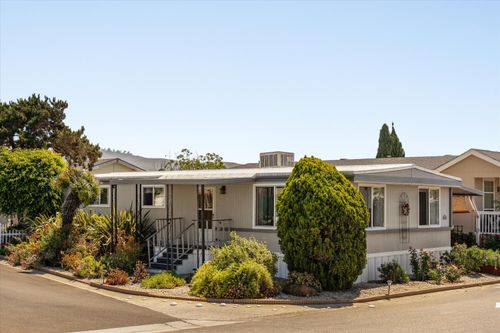 10 Wisteria Way, Ventura, CA, 93004-1435 | Card Image