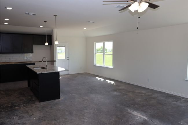 5824 High Plains Trl, House other with 3 bedrooms, 2 bathrooms and null parking in Joshua TX | Image 4