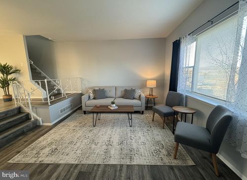 2937 Jenny Pl, PHILADELPHIA, PA, 19136-1010 | Card Image