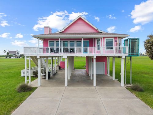18806 Warrior Rd, Galveston, TX, 77554-1117 | Card Image