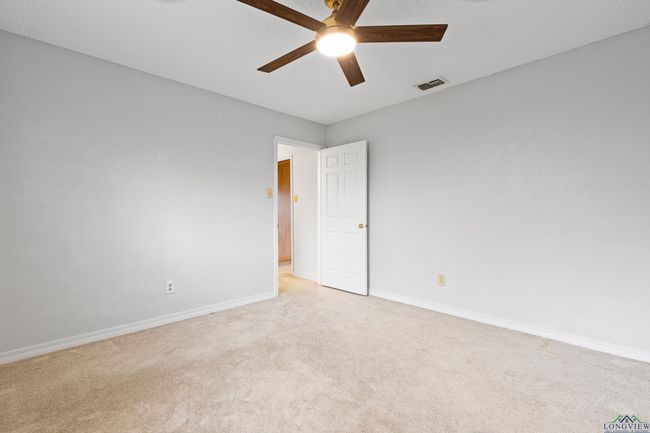 1307 Spring Tree Ln, House other with 3 bedrooms, 3 bathrooms and null parking in Kilgore TX | Image 40