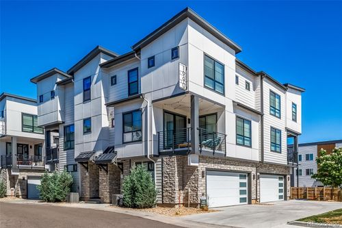 2-1990 S Holly St, Denver, CO, 80222-4861 | Card Image