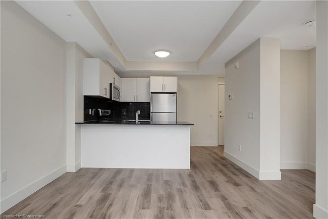 210 - 103 Roger St, House attached with 1 bedrooms, 1 bathrooms and 1 parking in Waterloo ON | Image 16