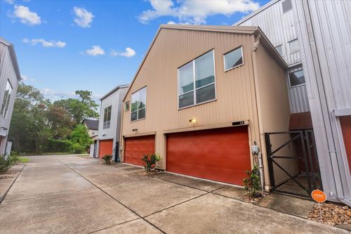 apt-14-2605 Calumet St, Houston, TX, 77004-7641 | Card Image