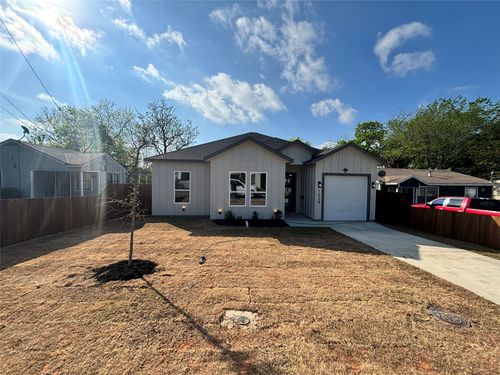 1528 Owega Ave, Dallas, TX, 75216-6966 | Card Image