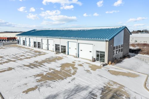 a-11201 Commercial St, Richmond, IL, 60071-9652 | Card Image