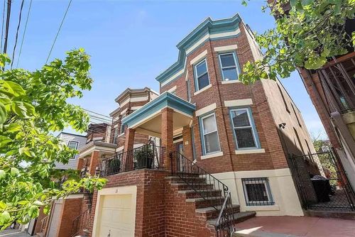 33 65th St, West New York, NJ, 07093-4103 | Card Image