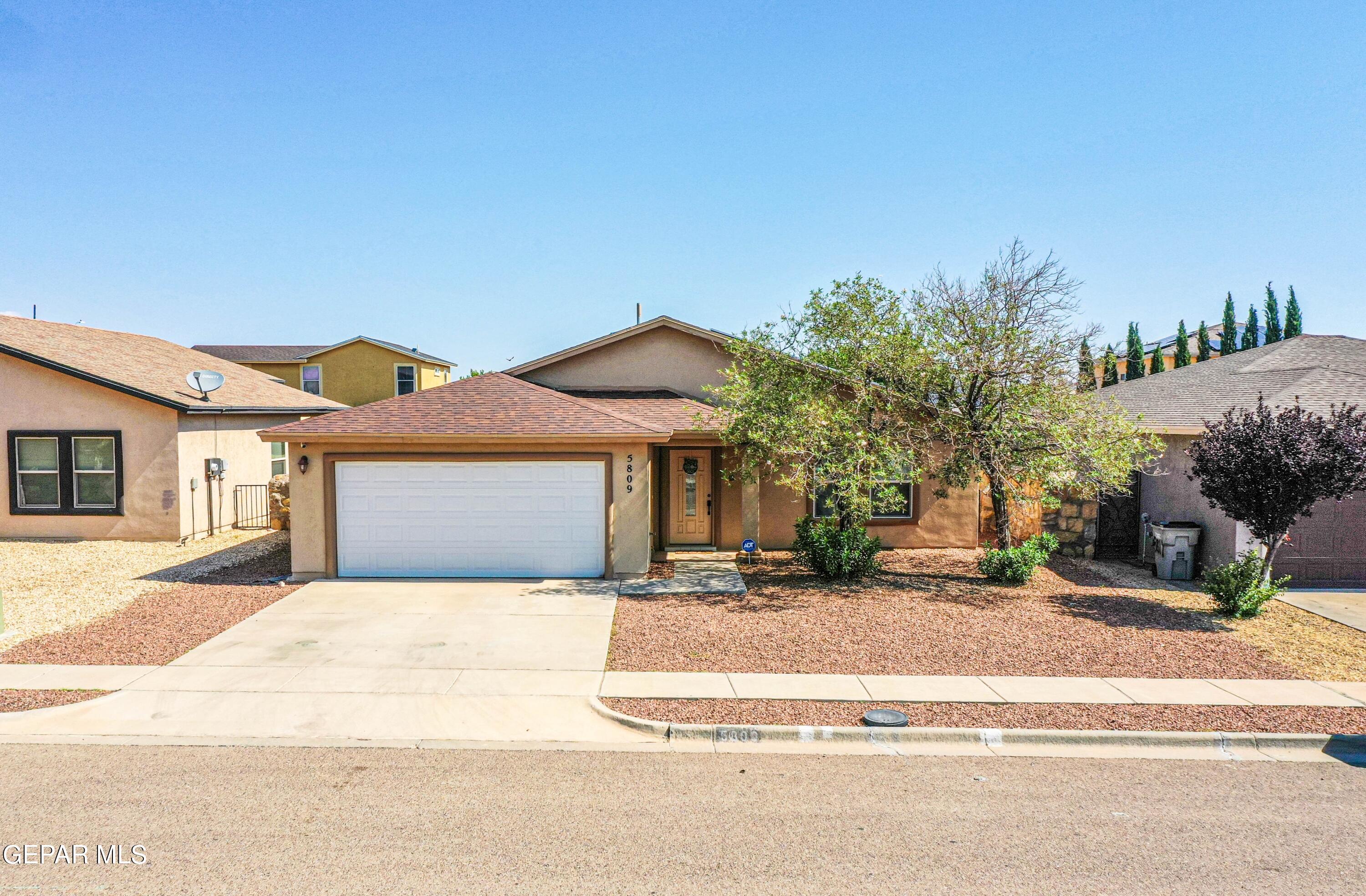 Redstone Rim Dr, El Paso, TX 79934