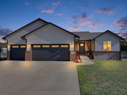 209 Matson Ct., Newton, KS, 67114 | Card Image