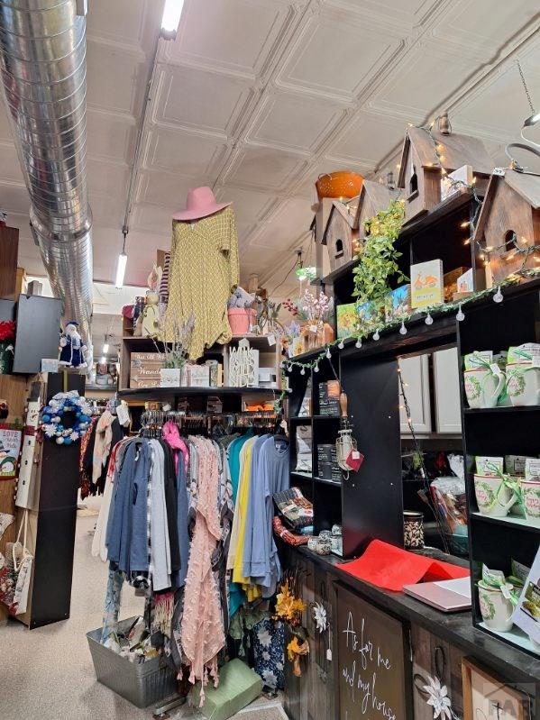 Commercial Sale in Springfield 2