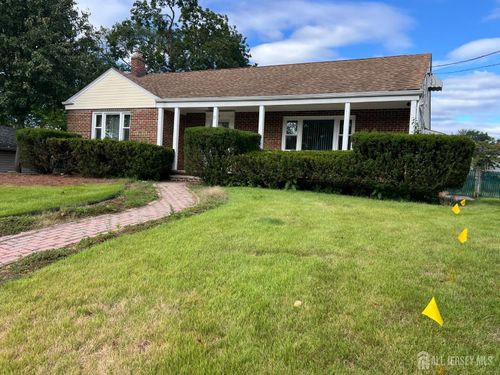 21 Reed St, Edison, NJ, 08817-3016 | Card Image