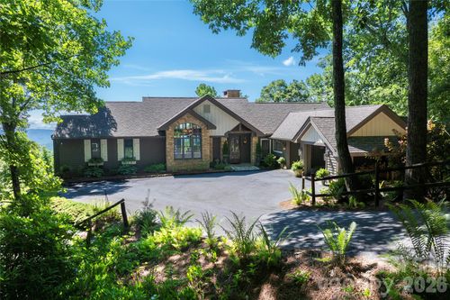 100 Meadow Ridge Dr, Lake Toxaway, NC, 28747-9699 | Card Image