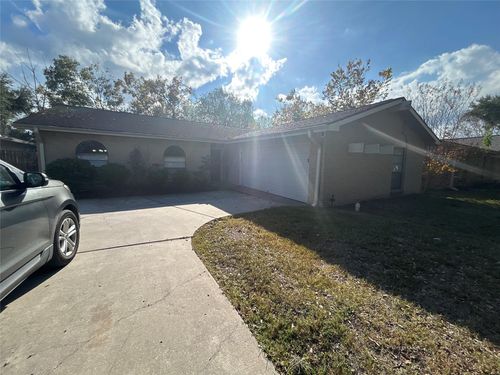 2107 Fall Meadow Dr, Missouri City, TX, 77459-3335 | Card Image