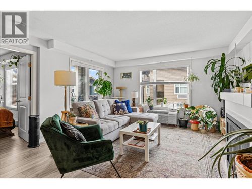 403-539 Yates Rd, Kelowna, BC, V1V2T8 | Card Image