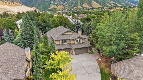 3158 Old Ridge Cir, Cottonwood Heights, UT, 84121-4422 | Card Image