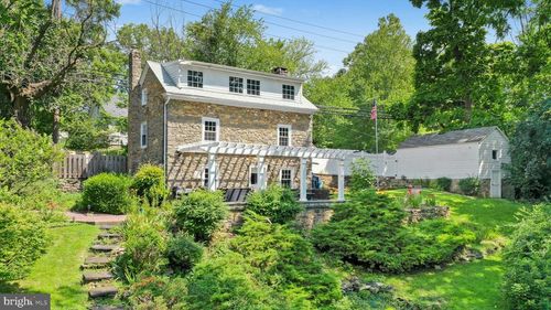 3316 Route 212, HELLERTOWN, PA, 18055-9643 | Card Image