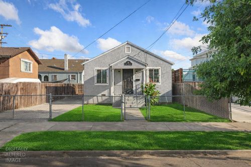 18 W Jefferson Street, Stockton, CA, 95206 | Card Image