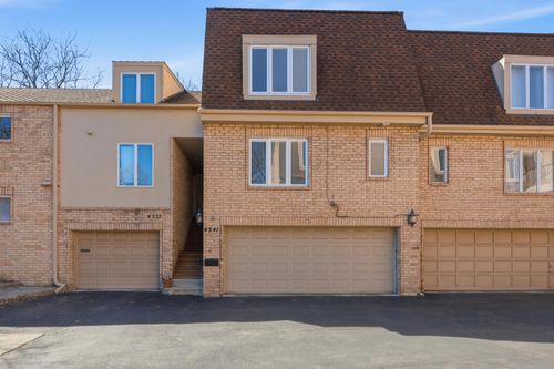 111-4341 Latin Lane, Columbus, OH, 43220 | Card Image
